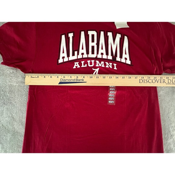 The Victory University of Alabama Alumni Red T-Shirt Womens Size Large NWT - Picture 5 of 6